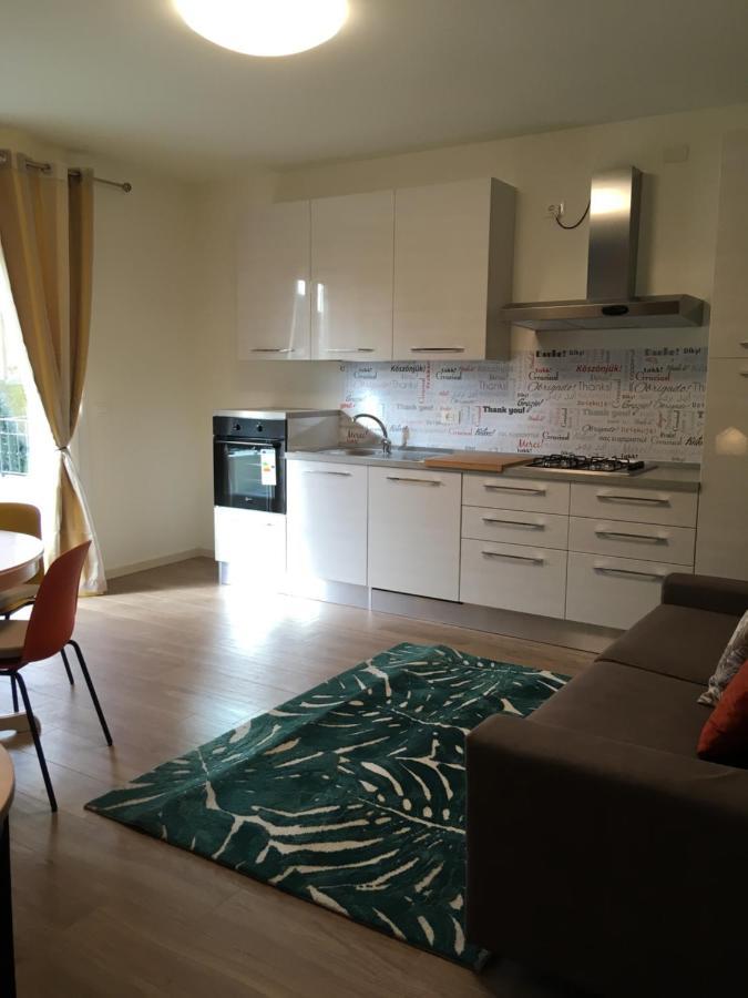 Residenza Elena Appartamento Rimini Esterno foto